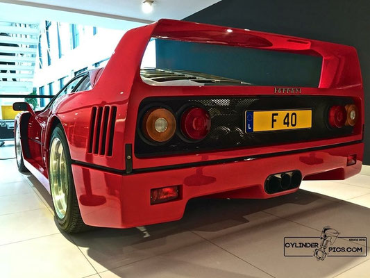 Ferrari F40