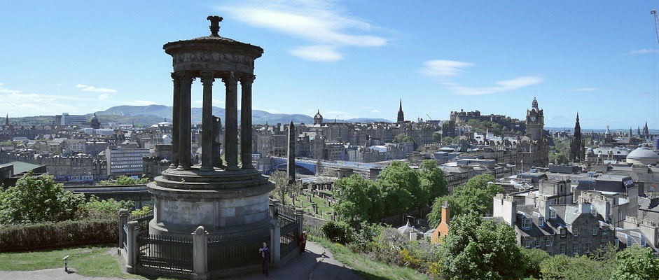 Blick auf Edinburgh vom Calton Hill 