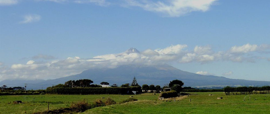 der Vulkan Mt. Taranaki (früher Mt. Egmont)