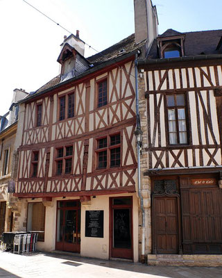 Dijon - Fachwerkhaus in der Innenstadt