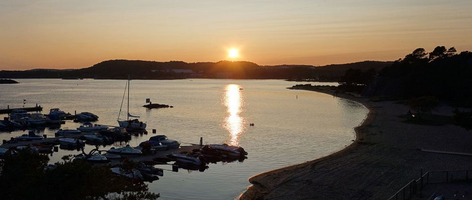 Sonnenuntergang am Åros Feriensenter