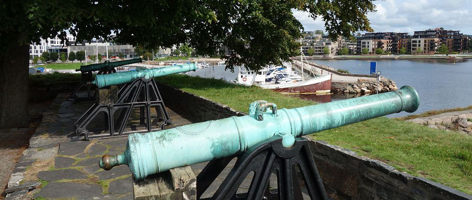 Kanonen vor der Festung Christiansholm - Kristiansand