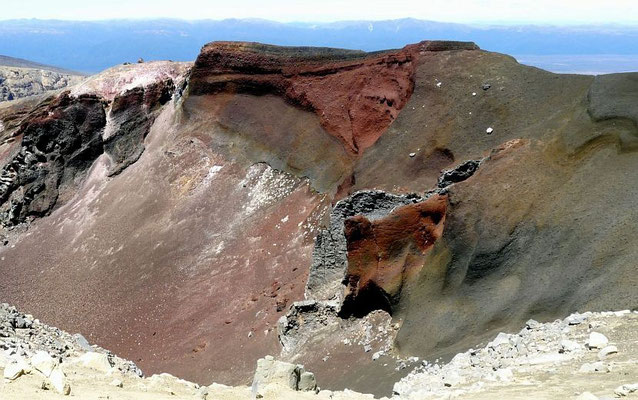 auf Wanderung im Tongariro Nationalpark - Red Crater