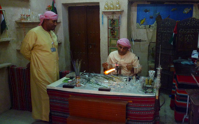 Abu Dhabi - Glasbläserwerkstatt im Heritage Village