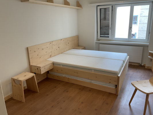 Arvendoppelbett ausziehbar