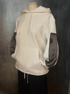 Howdy Bastille 279€