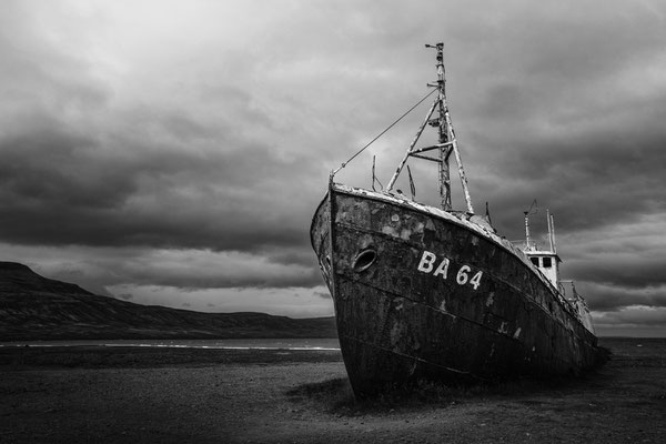 Schiffwrack am Patreksfjördur