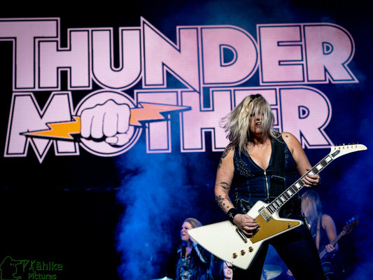 Thundermother | Rock Believer Tour 2023 | 05.06.2023 | Olympiahalle München