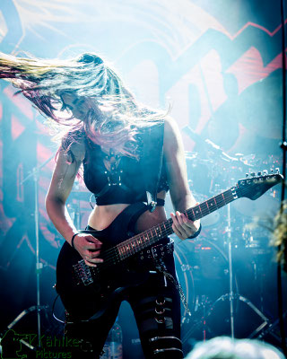 Frozen Crown | War Hearts Tour 2025 | 29.04.2025 | Backstage München