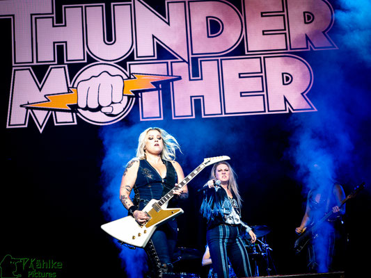 Thundermother | Rock Believer Tour 2023 | 05.06.2023 | Olympiahalle München