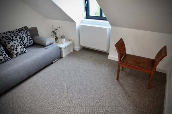 ROOM 2 / RAUM 2