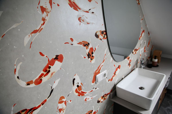 BATHROOM / BAD