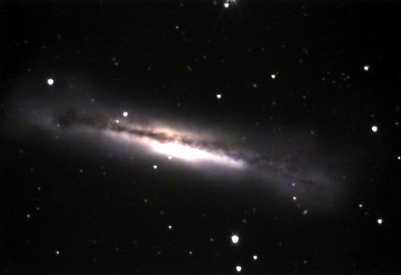 NGC3628-Newton 330mm-FLI 402me-08-03-2008-Rocchi Gianni