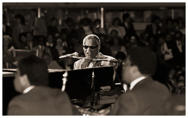 Ray Charles (1930-2004), Atlanta Merchandise Mart 1983