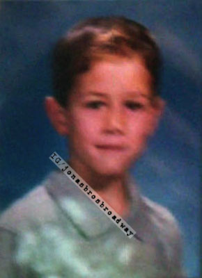 Nick's yearbook photo, 1999-2000    CREDIT- NJB exclusive! (heavily edited picture)