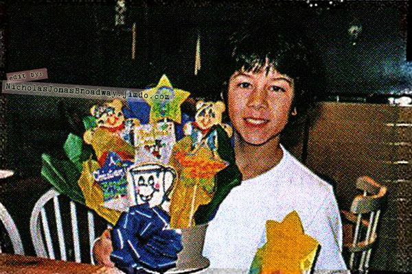 Nick gets a cookie bouquet for his tenth birthday from Shirley Grant! - Credit Jonas family  // Edited and put together by the NJB team!