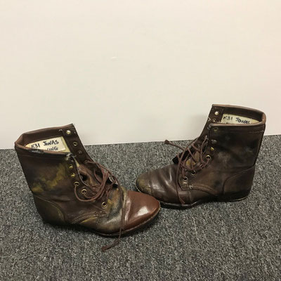 Side view of the boots.Nick's actual costume - it was sold in a Broadway auction after the show closed. It's NOT confirmed, but it looks pretty legit.