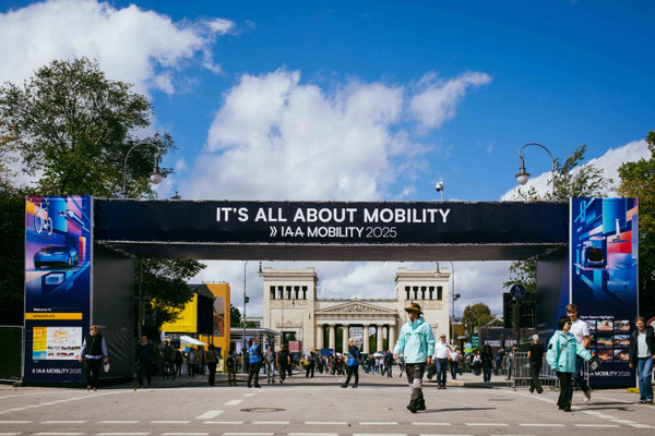254/365: 11.09.2025 - IAA Mobility am Königsplatz