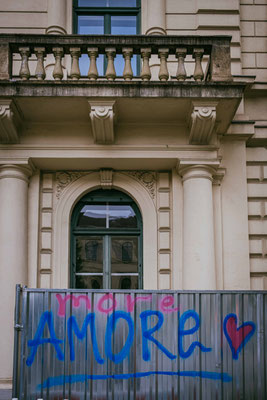 278/365: 05.10.2025 - more Amore