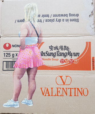 Gemälde 785,VALENTINO NOODLE SOUP,Acryl auf Verpackungskarton ,2023,36 x 43 cm