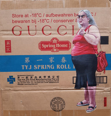 Gemälde 792,GUCCI SPRING ROLL,Acryl auf Verpackungskarton ,2023,45 x 42 cm