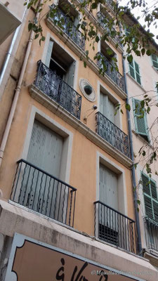 Boulet de canon anglais dans le mur
