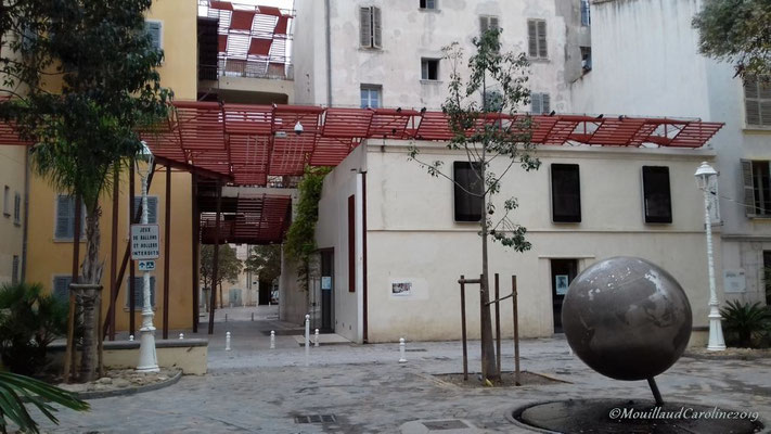 Place du Globe
