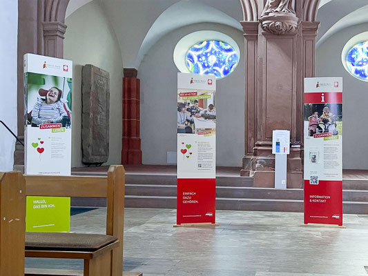 Wanderausstellung ›Zusammen Perfekt‹ in der Kirche St. Stephan in Mainz
