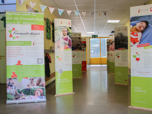 Wanderausstellung ›Zusammen Perfekt‹ in der Liesel-Metten-Schule in Nieder-Olm