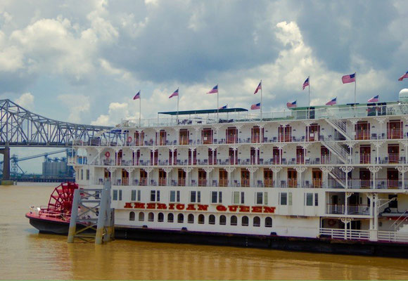 American Queen, Mississippidampfer wie aus dem Bilderbuch