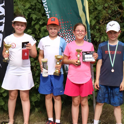 U10 gemischt