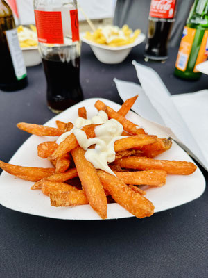 Goldene Süßkartoffel-Pommes – die köstliche Alternative zu klassischen Pommes frites!