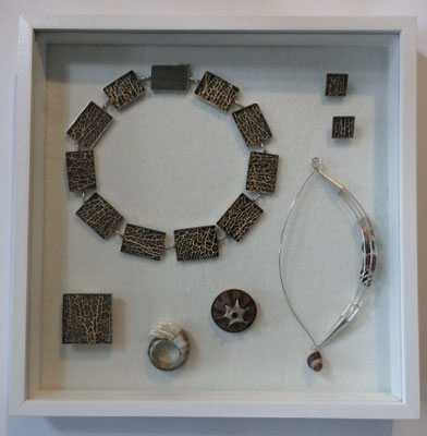 Ulrike Bunte, Beige, div. Schmuck, € 150,- bis € 940,-