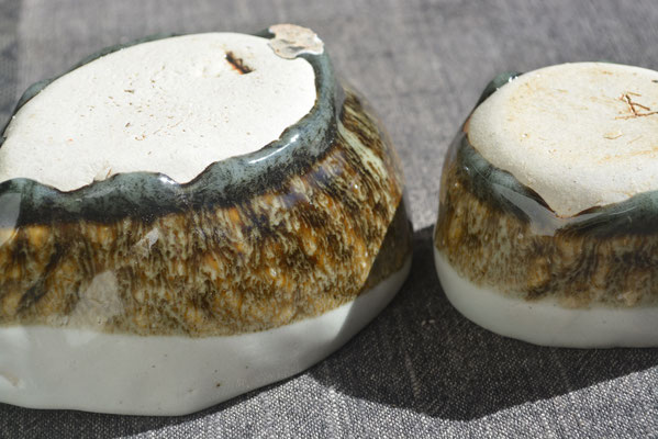 釉薬を２色重ねて使用