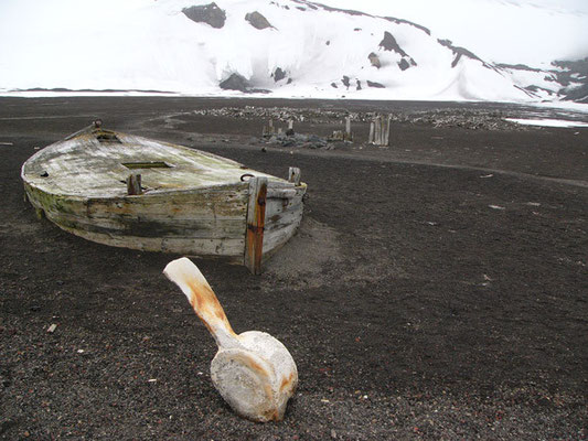 Whalers Bay - Deception Island