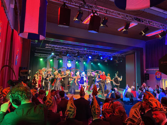 Geluid carnavalszitting Limburg