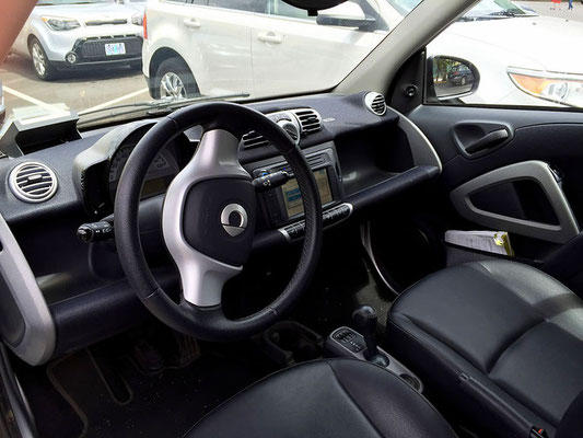 inside a smart car car2go