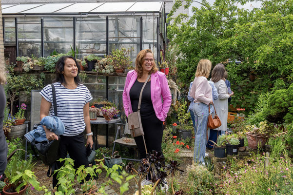 Netwerken in het groen voor vrouwelijke ondernemers met het platform PowerVrouwen Nederland