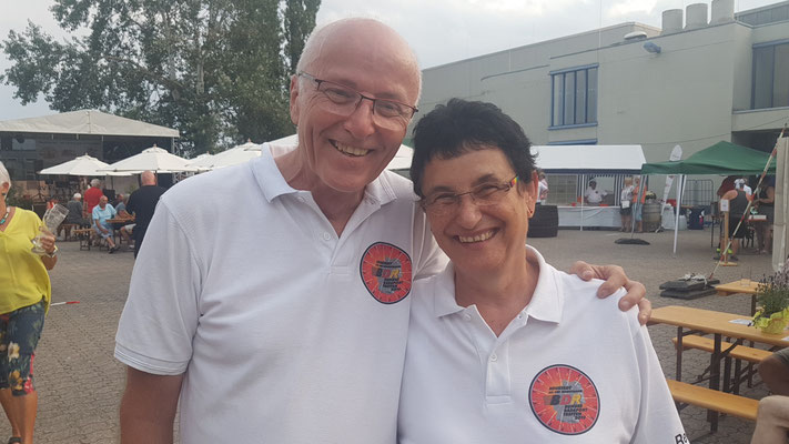 Foto von Bernd Schmidt: Cheforganisator Franz Hieber und seine Frau Reingard