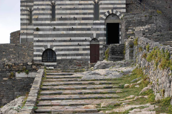 Porto Venere, Chiesa di San Pietro (1198)