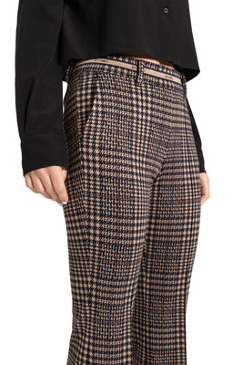 Francoise cropped 6455_0387-11_839