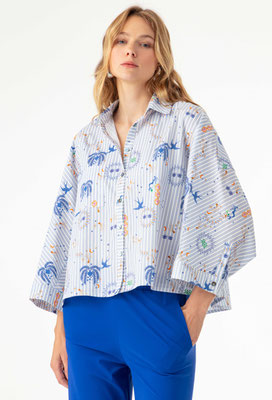 2068 Betsy Chemise - 579 Cosmic Lines