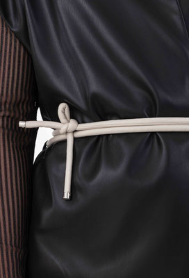 2075 Edna Veste - 922 Onyx