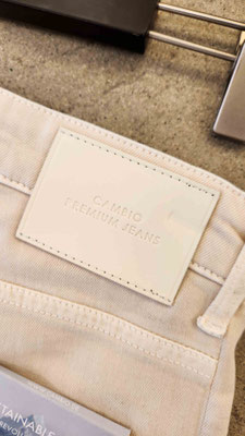 9559005803-S5-009-back label