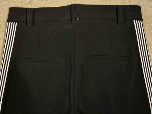 Etienne Track 6049039802-W5-099-back pockets