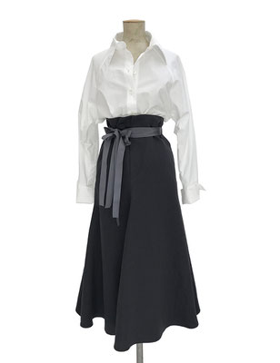 Shirt 593-964, Skirt 421-925, Beltband 951-998