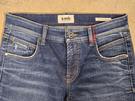 Tess 9128008106-W5-5140-front pockets