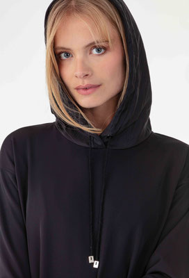 2101 Skye Robe - 900 Noir