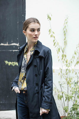 Trench 2092 Delago, Shirt 2111 Clara