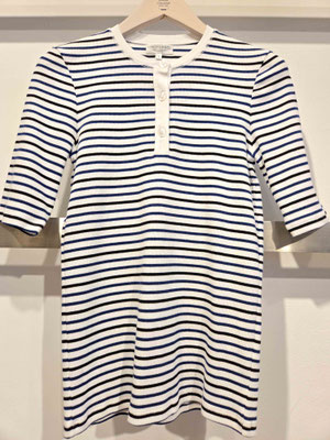 E26-22-4-7 Stripes